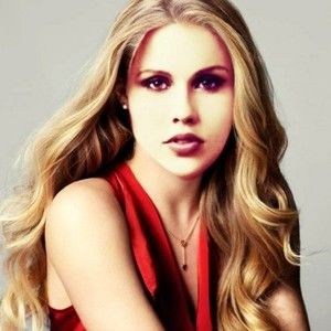 Meet your Posher, Grace thompson